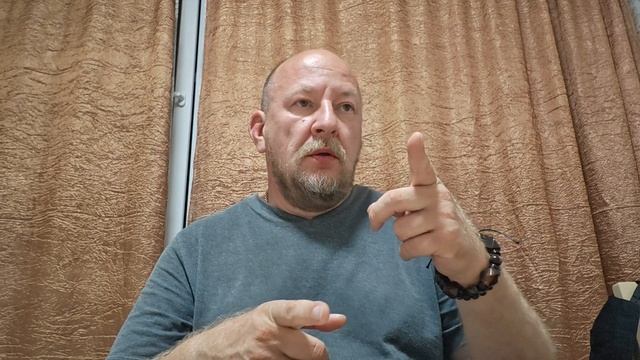 Переводчики