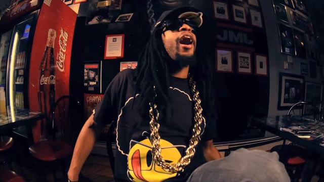 LIL JON - GET IN GET OUT (OFFICIAL VIDEO)