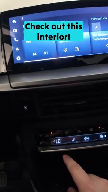Посмотри на интерьер этого автомобиля!