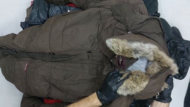 Куртки брендовые зимние  секонд оптом 8 пак