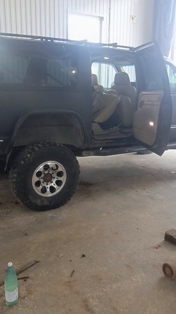 Рессоры для экспедиционного Chevrolet Suburban.
