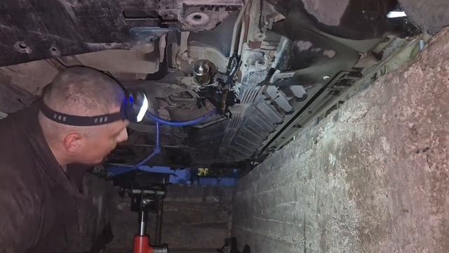 Мерседес C180d забился топливный фильтр