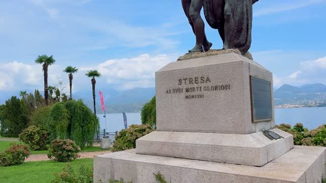 Пешеходная экскурсия STRESA - Эта деревня для королевской семьи