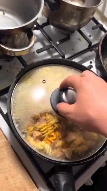 Когда попросил приготовить ужин. #юмор #девушки #хозяйка