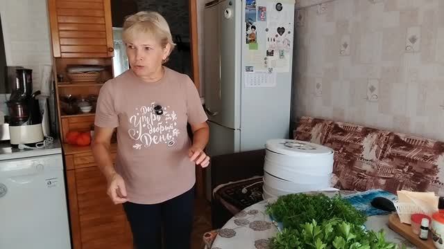 Не тороплюсь, я же в отпуске.