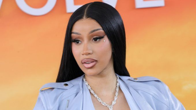 Cardi B - AH HA