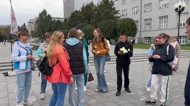 дарите женщинам цветы, без повода... #своидома #детиулицы #цветыоталлы