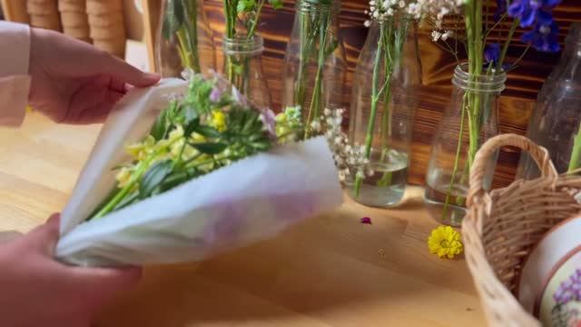 Рецепты и поделки в самом уютном цветочном магазине. Летняя сказка Meadowgrass  Ч. 1-6