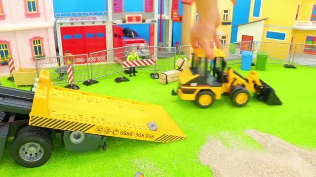 Игрушечные машинки: Техника машинки и другие игрушки для детей 🚜🚒🚜🚒