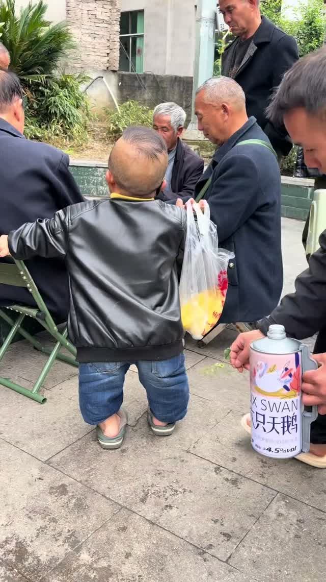 Смешные уличные розыгрыши