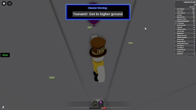 Играю в Natural Disaster Survival но это ретрослоп