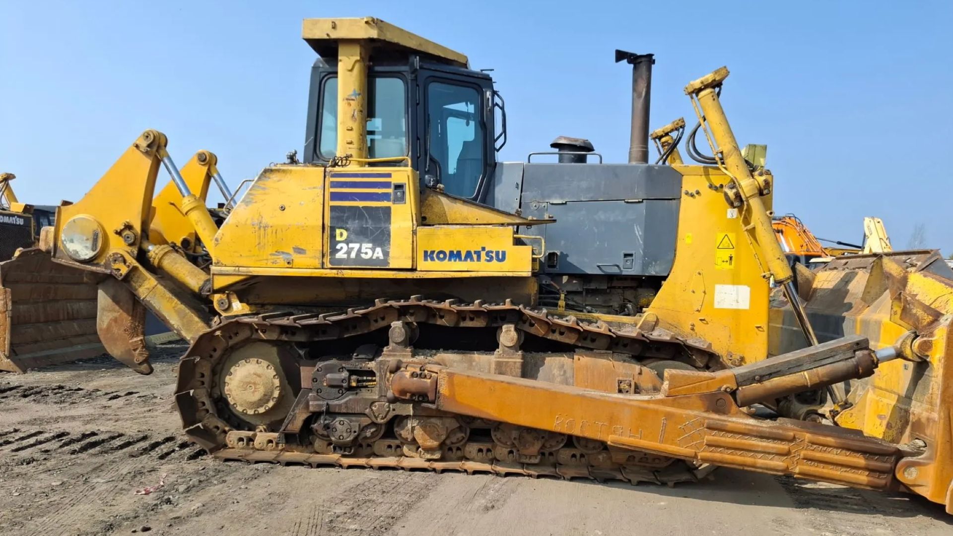 Видеообзор на Бульдозер Komatsu D275A-5D, 2017, Нерюнгри