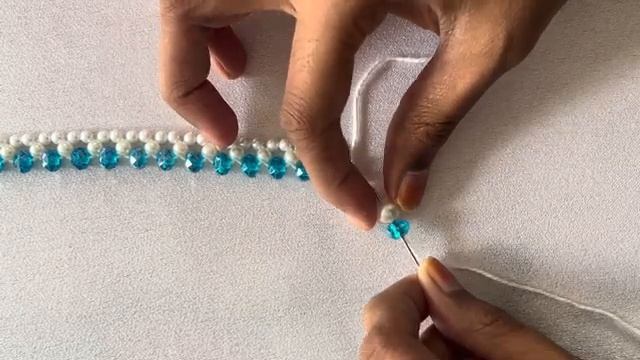 Колье из жемчуга и кристаллов от  Ashmita Art & Craft