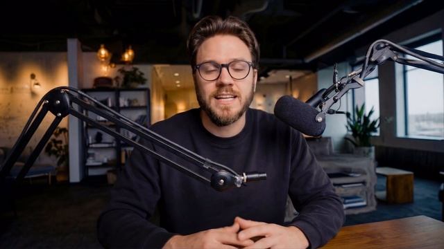 Её держали “из милости”, пока один мужчина не сказал: «Поедешь со мной»
