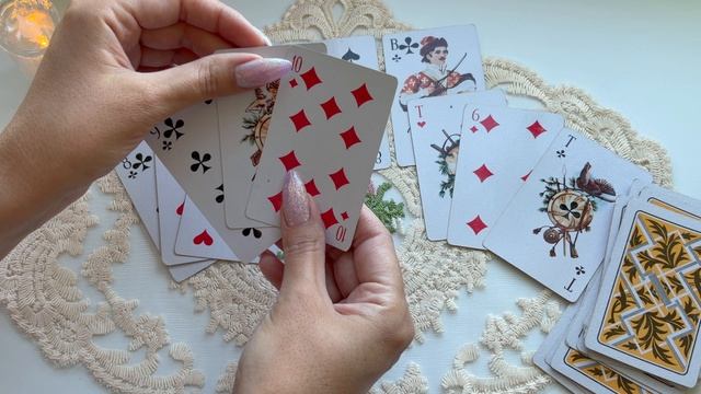 ♥️Червонная дама. Что у неё в жизни? Гадание на игральных картах
