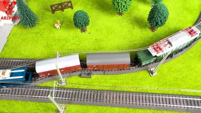 Грузовой поезд на детской железной дороге 🚂 Видео детям