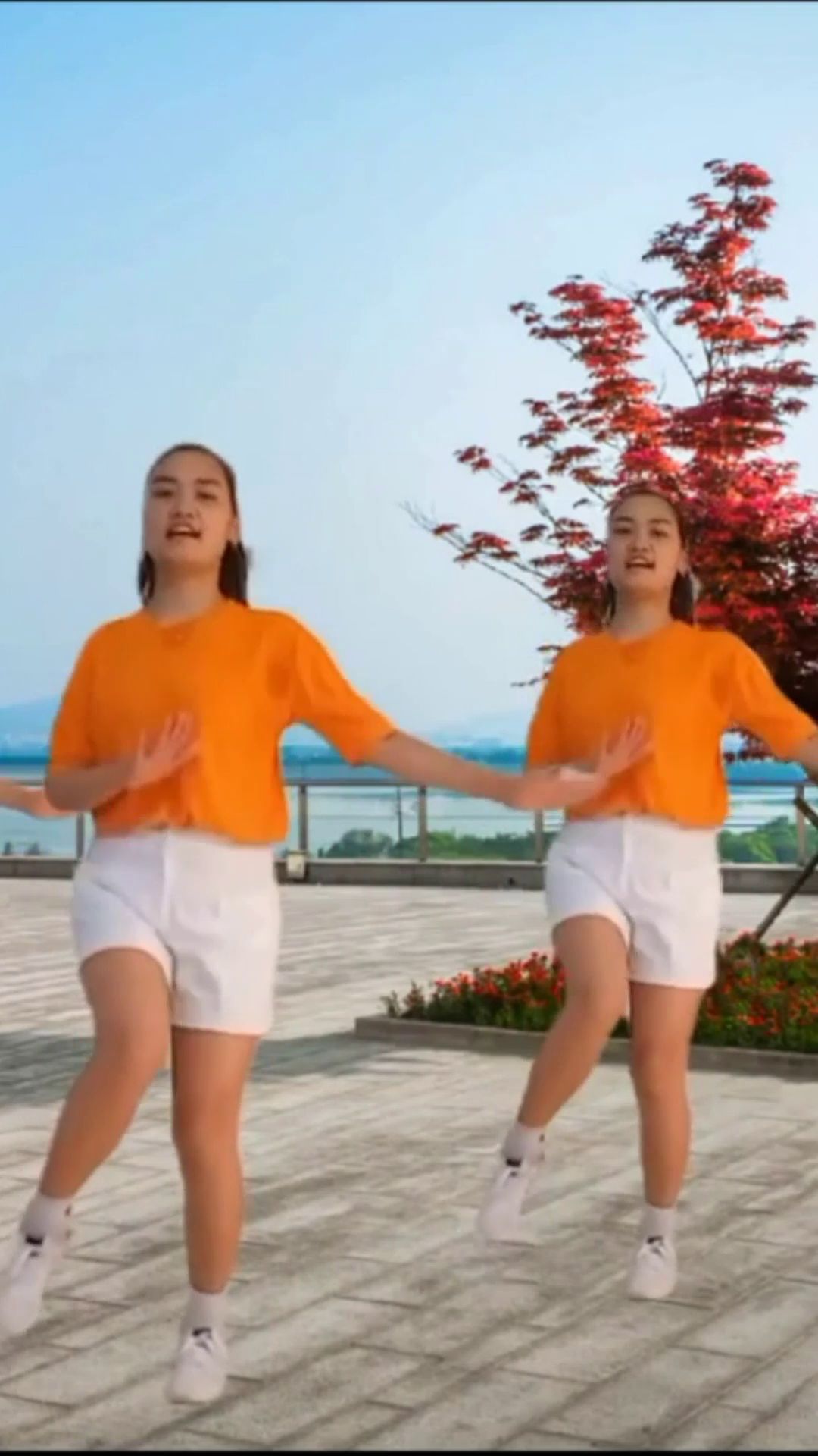 Vietnamese Dancer (1) White Shorts, Yellow Shirts