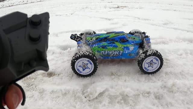 Багги Eachine EAT14, обзор машинки на пульте