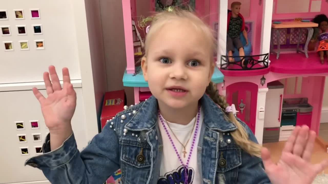 Alice Pretend Play With Soft Ball And Toys For Kids!