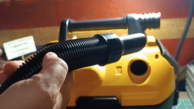 Нормальный обзор на пылесос  DeWalt DCV580