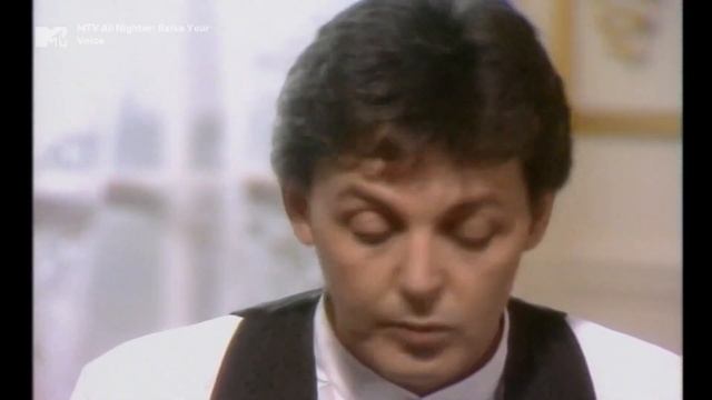 Paul McCartney & Stevie Wonder - Ebony And Ivory (1982)