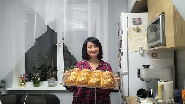 ДОМАШНИЕ ХЛОПОТЫ/ Булочки с историей. Готовлю 