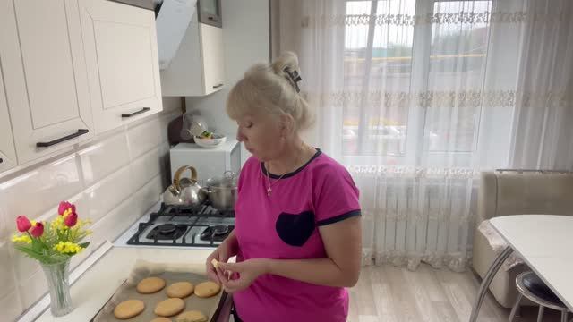Коржики испекла, те самые из детства//👍🌺