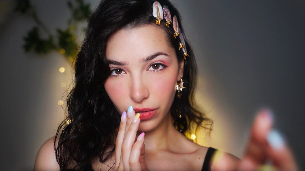 ASMR Goodnight Kisses & Hand Movements ✨