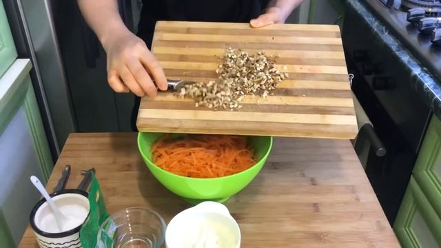 Морковный салат очень простой и вкусный