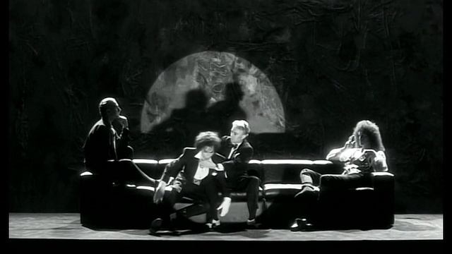 Queen - I'm Going Slightly Mad