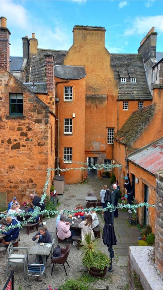 CENTRAL FIFE: Kirkcaldy, Merchant House
