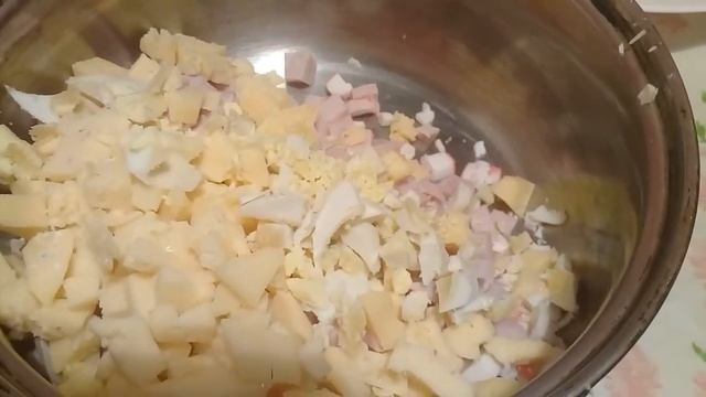 Крабовый салат Курчавый краб экономный и необычный