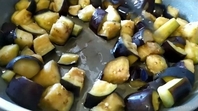 Очень вкусный салат из баклажанов