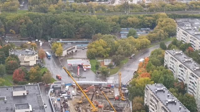 На площадке переходной камеры в Бирюлёво идёт подготовка котлована для щита-гиганта