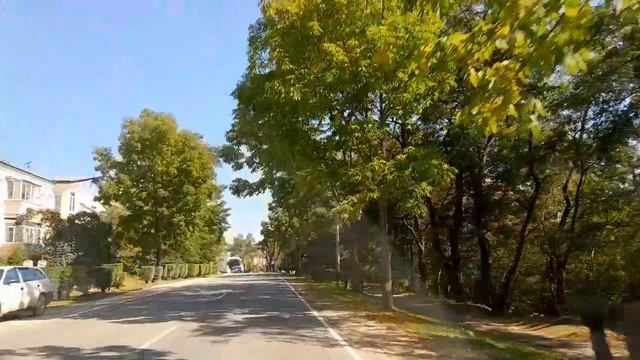 Едемте с нами! Сначала на огород, затем на родничек!