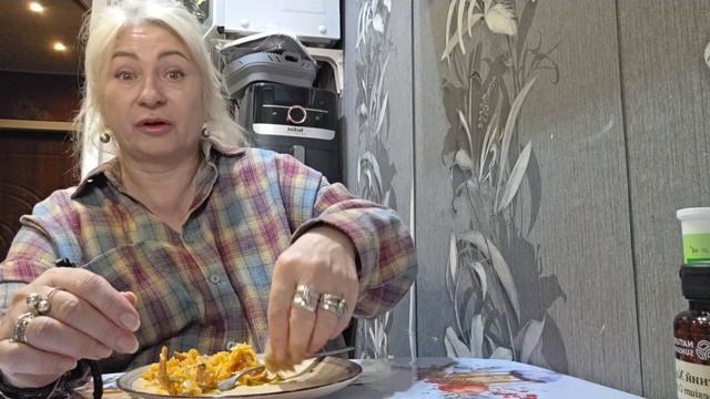 МУКБАНГ С ДРАКОЙ/ ЖЕНЯ ОКАЗАЛСЯ ХЕЙТЕРОМ