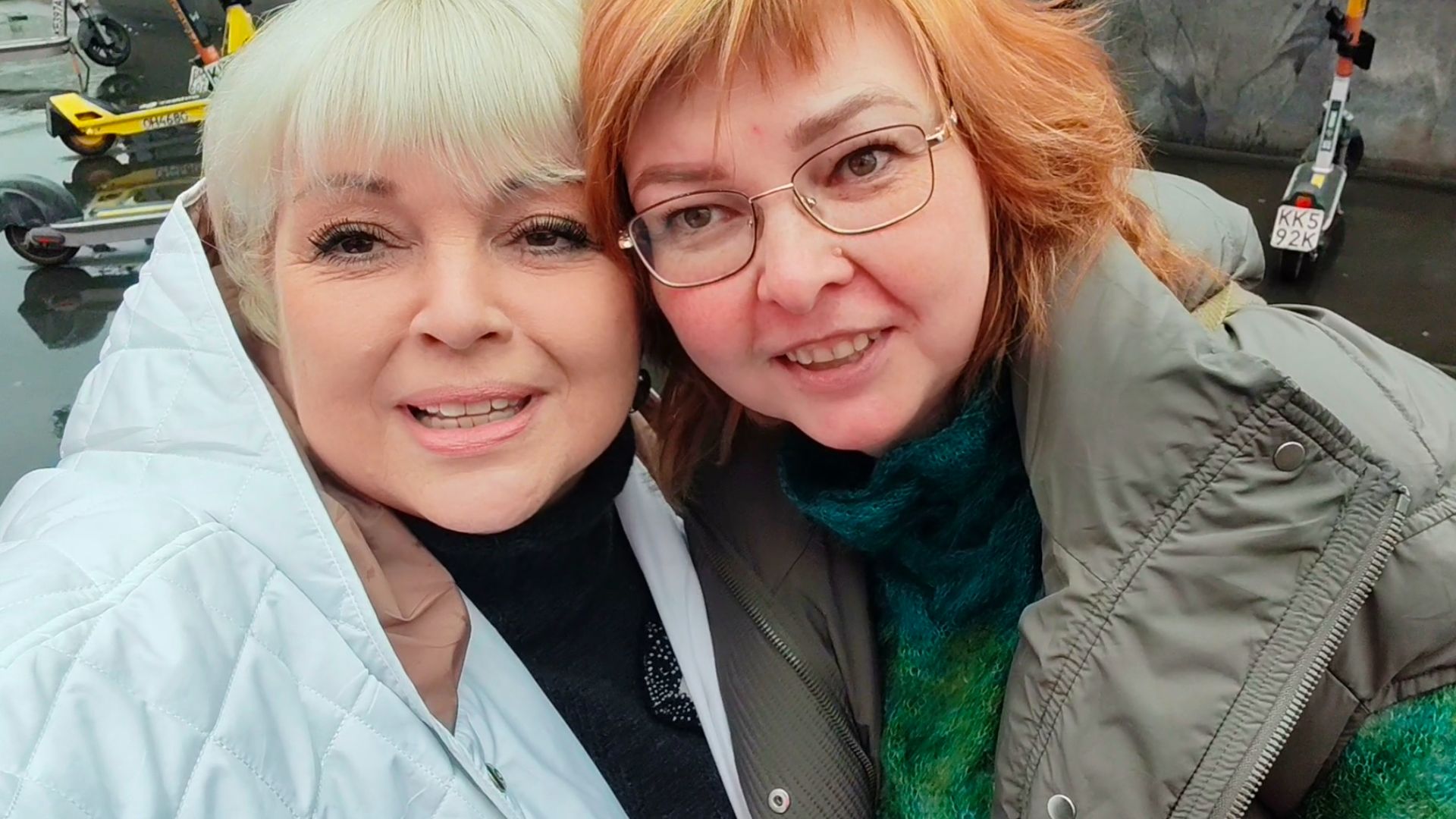 ГДЕ БЫЛА, С КЕМ ВСТРЕЧАЛАСЬ...
