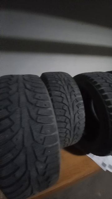 продам резину Нокиан р 16