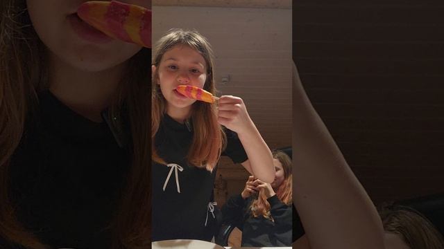 пробую мороженое🍦 команда Frends