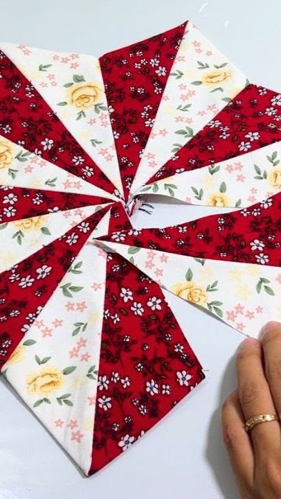 Простой пошив для начинающих: как сделать полезные вещи для кухни из обрезков ткани.