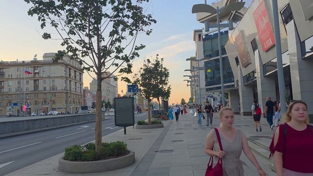 Летний вечер на Арбате 🔥 Жизнь Москвы в самом красивом свете