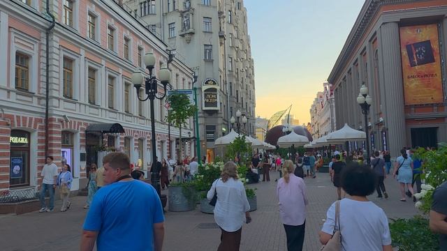 Арбат летом 😍 Вечерняя прогулка и настоящая атмосфера города