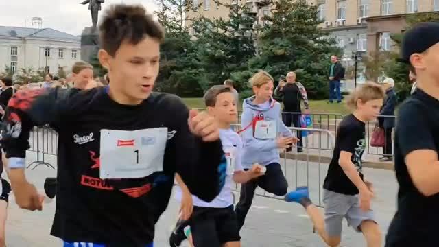 Благотворительный забег «ПоБерегу» в Орле 19.09.2026г. Бегут дети