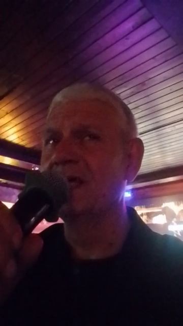 Поем в караоке 🎤🎤🎤 Барнаул 👍👍👍