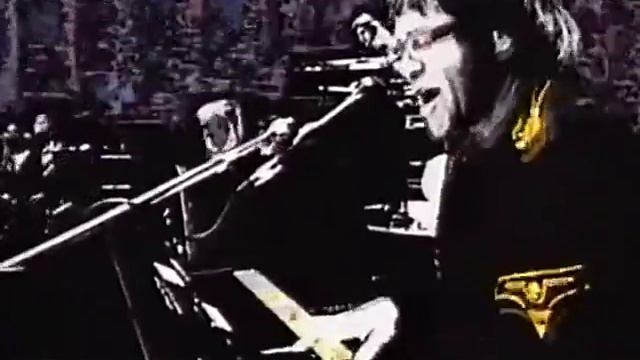 Elton John & Eric Clapton - Runaway Train
