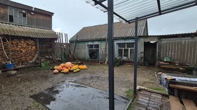 у нас дождь,не рабочее настроение,а делать надо
