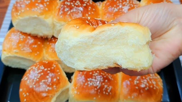 А ВЫ ДОБАВЛЯЕТЕ В ТЕСТО УКСУС? ВОТ ПОЧЕМУ ОНИ ПЫШНЫЕ И ВОЗДУШНЫЕ! ЭТО МОЙ ЛЮБИМЫЙ РЕЦЕПТ! БРИОШЬ.