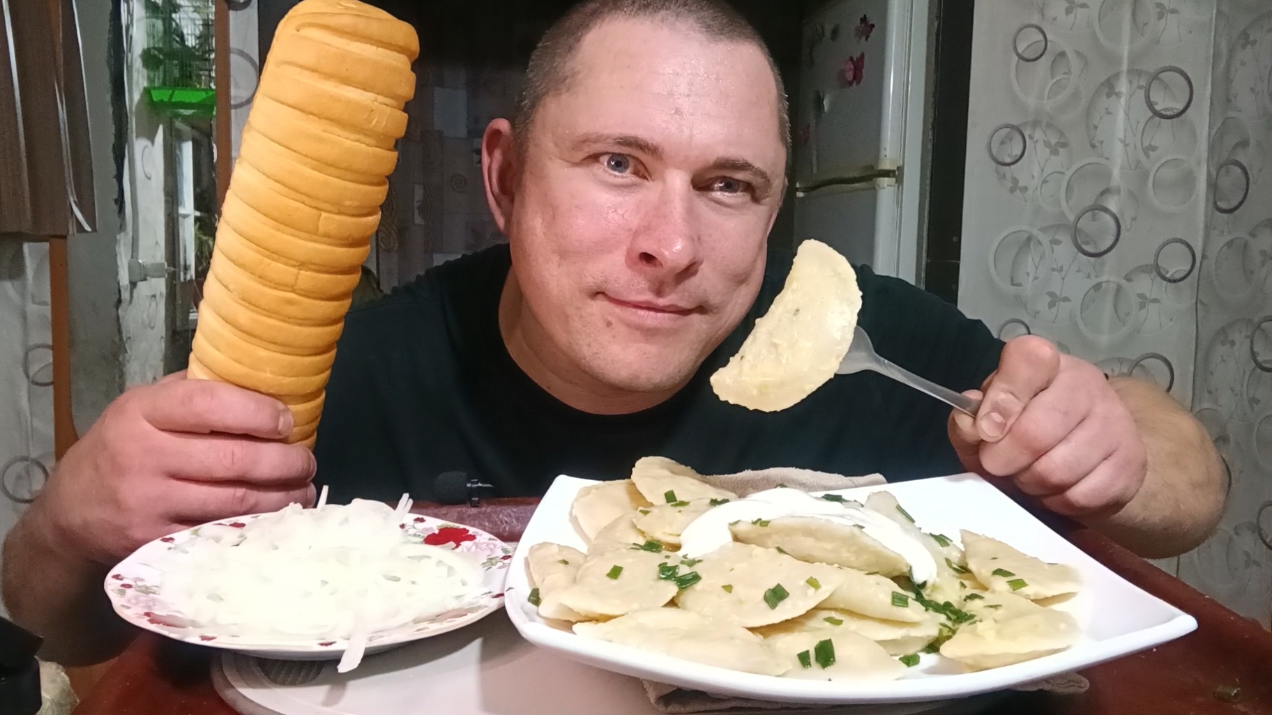 мукбанг/обжорыч/вареники с картошкой/