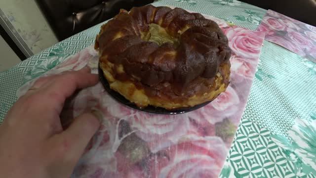 Невероятно нежная шарлотка по-новому