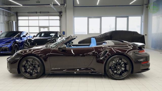 Porsche 911 Turbo S 2027 - Интерьер и Экстерьер